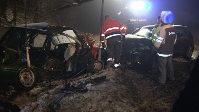 Frau stirbt auf der B83 bei Burguffeln