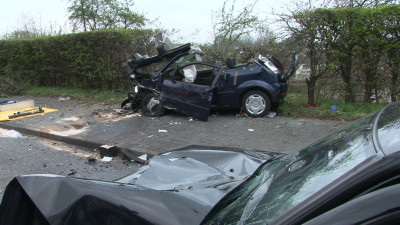 Schwerer Unfall auf der B83