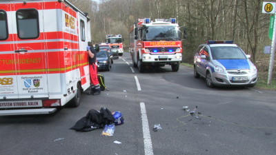 Unfall mit Polizeimotorrad auf der B251