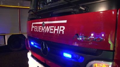 130 Einsatzkräfte bei Dachstuhlbrand