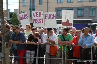 Kassellaner demnonstrieren gegen die NPD