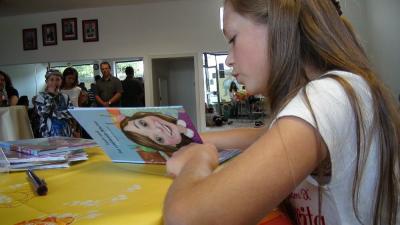 Johanna´s erste Buchlesung in Baunatal
