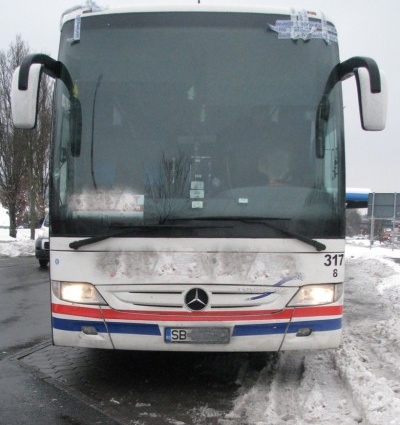 Reisebus mit defekter Bremsanlage aus dem Verkehr gezogen