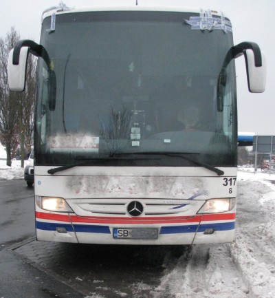 Reisebus mit defekter Bremsanlage aus dem Verkehr gezogen