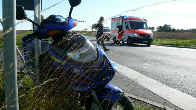 Zwei Verletzte nach Motorradunfall auf der B 450