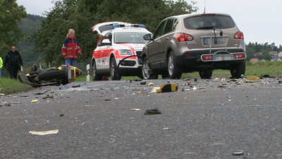 16-jähriger Motorradfahrer stirbt bei Unfall