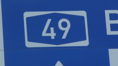 Wildunfall – Auto überschlug sich auf A49 nach Ausweichmanöver
