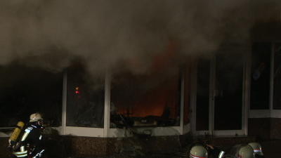 Es war Brandstiftung –  5.000 Euro Belohnung für Hinweise