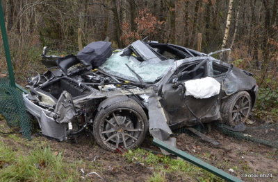 Porsche 911 geriet auf Autobahn ins Schleudern