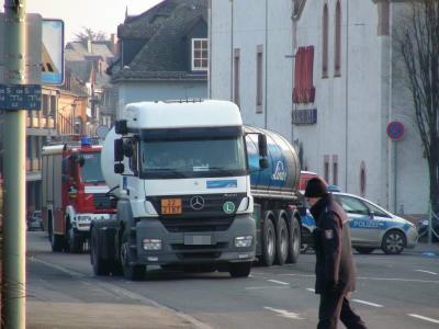 Fußgängerin vom LKW erfasst und getötet