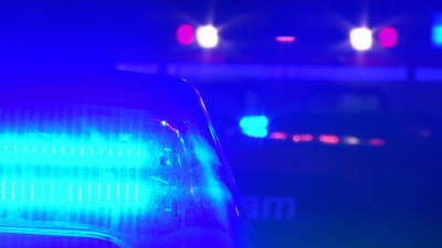 Schwerer LKW-Unfall – Fahrer zwei Stunden eingeklemmt