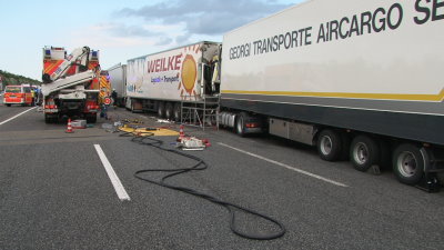 A7: Schwerer LKW Unfall – 200.000 Euro Sachschaden