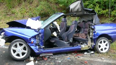 Schwerer Unfall bei Ellenberg – PKW gegen LKW