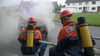 BF-Tag: Jugendfeuerwehr übt 24 Stunden lang