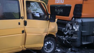 Schwerer Unfall auf B450 bei Landau | Video