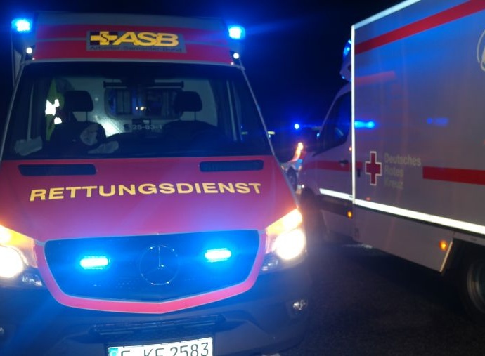 13 Verletzte bei Unfall auf A7 in Nordhessen