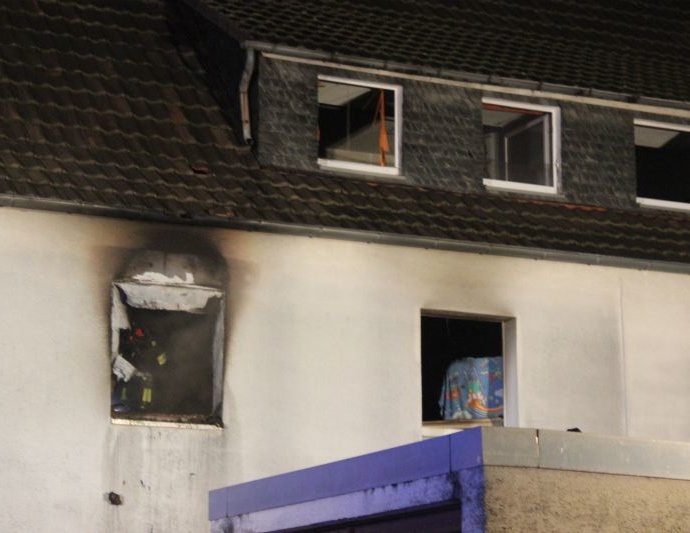 Zwei Kinder nach Wohnhausbrand verstorben