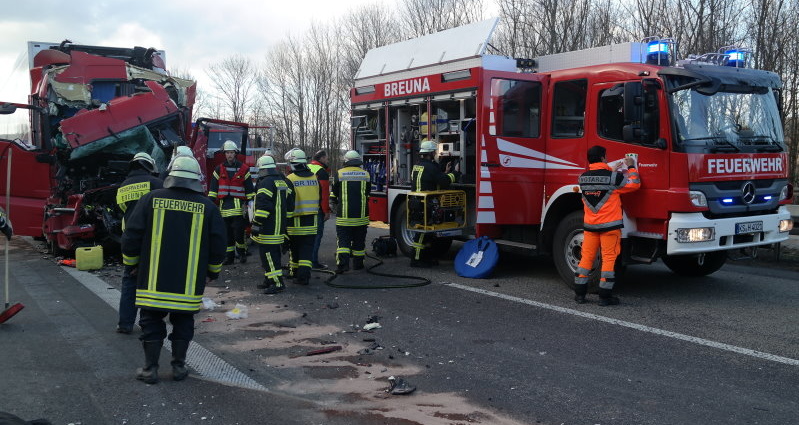LKW-Fahrer kommt nach Unfall auf A44 ums Leben