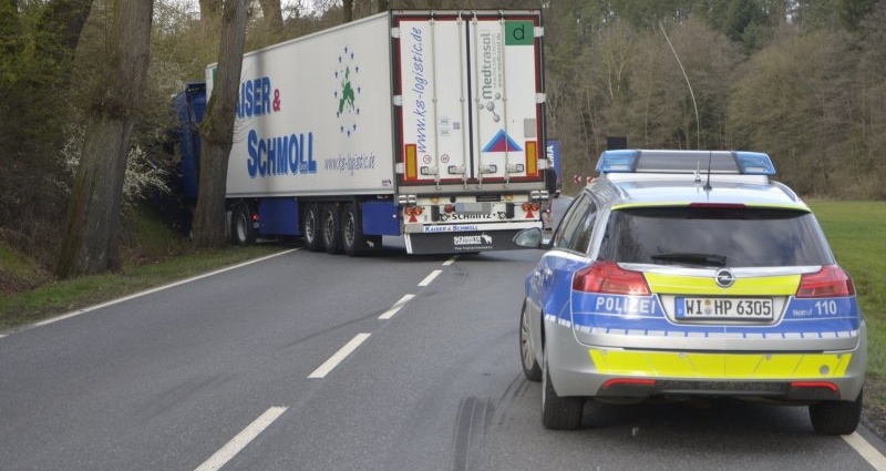 Glück im Unglück – Unfall nach Überholmanöver auf B3