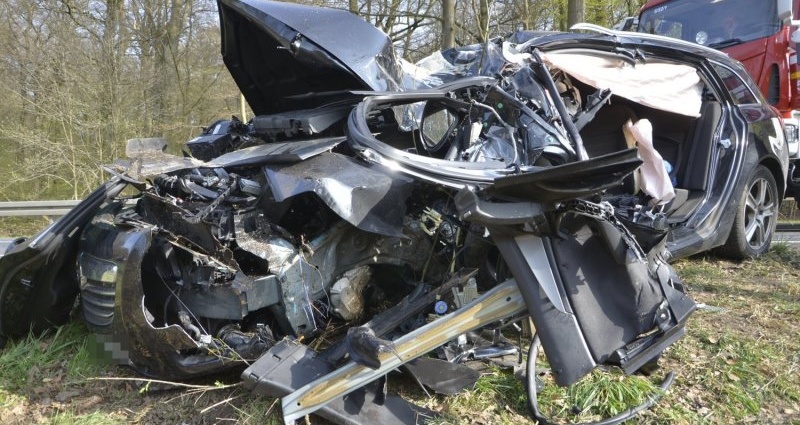 B 454: Tödlicher Unfall bei Stadtallendorf