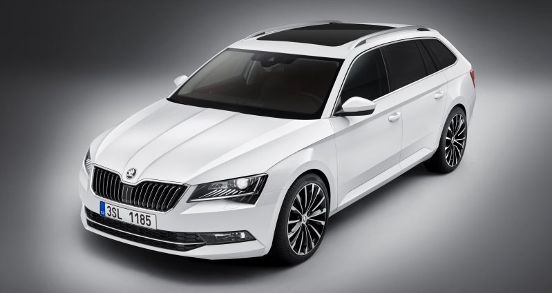 Der neue SKODA Superb Combi – Ab 25.590 Euro