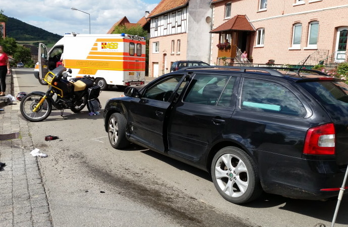 Drei Verletzte nach Unfall in Istha