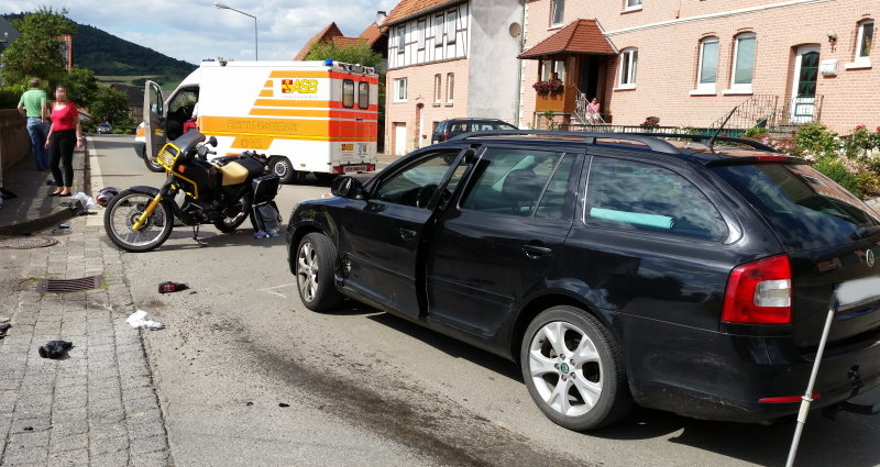 Drei Verletzte nach Unfall in Istha