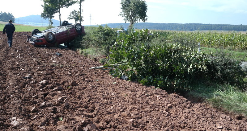 Unfall nahe Ippinghausen geht glimpflich aus