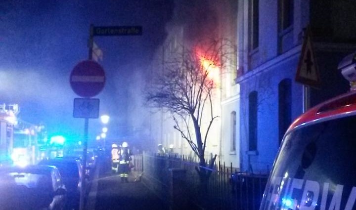 KS: Sechs Verletzte nach Wohnungsbrand