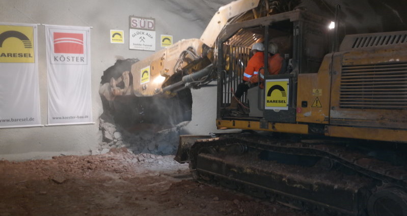A44 Baustelle: Durchbruch im zweitlängstem Tunnel Deutschland
