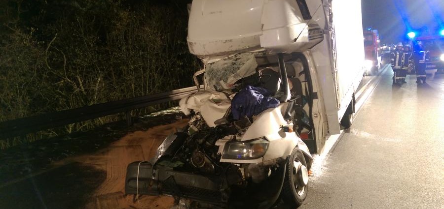 Pommer: Schwerer Auffahrunfall auf der A7