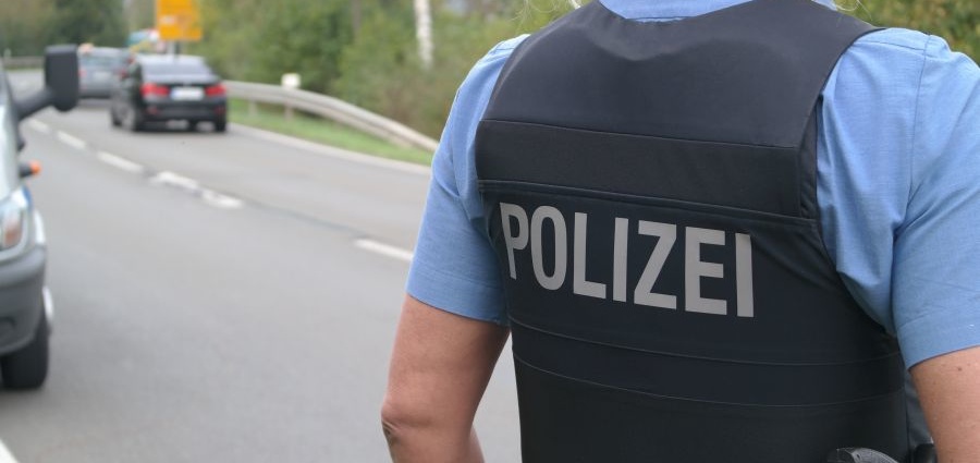 4,28 Promille: Frau vollgetankt auf der A7 unterwegs