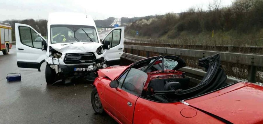 Schwerer Unfall A7 – Zwei schwer Verletzte