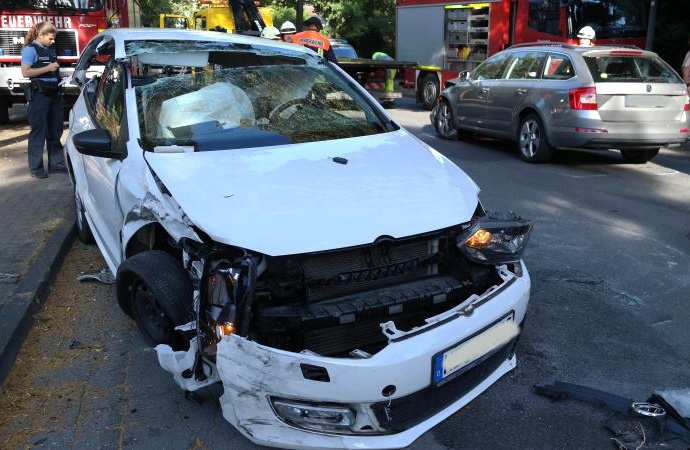 Tiefstehende Sonne? – Schwerer Unfall in Bad Arolsen