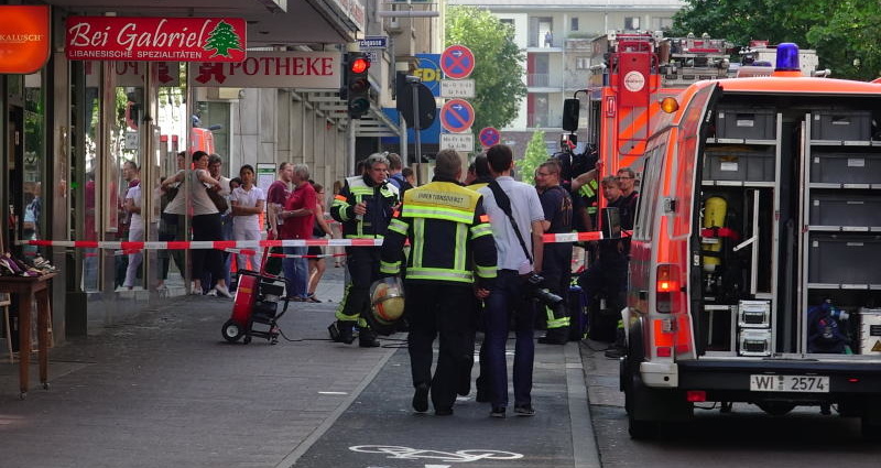 Wi: Reizgasalarm in der Innenstadt – Mehrere Verletzte
