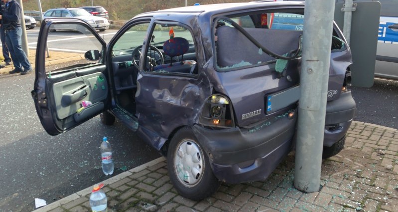 Rüssel: Unfall auf Rasthof-Kreuzung