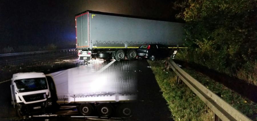 LKW Unfall auf der A7 – Fahrer schwer verletzt