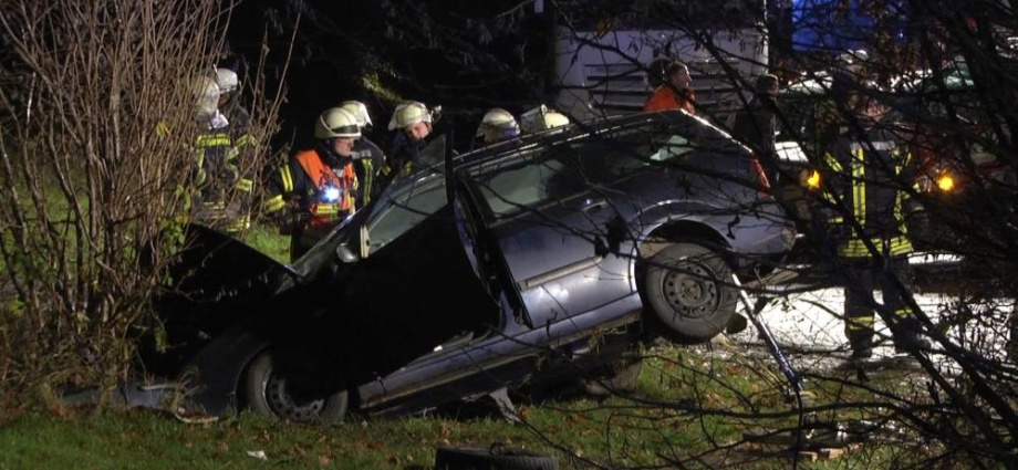 Verkehrsunfall mit Todesopfer und Schwerverletzten
