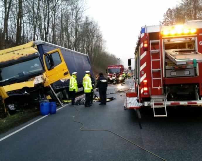 Tödlicher Unfall auf der B254