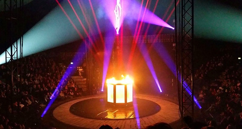 Flic Flac: Heiße Show und Toilettenpapier im Publikum