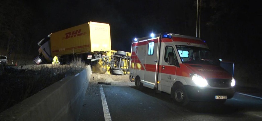 Sekundenschlaf löst schweren Unfall aus