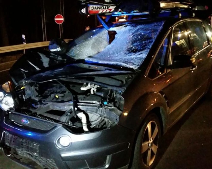 Tödlicher Unfall in Höhe Rastanlage Hasselberg: Auto erfasst Fußgänger auf der A7
