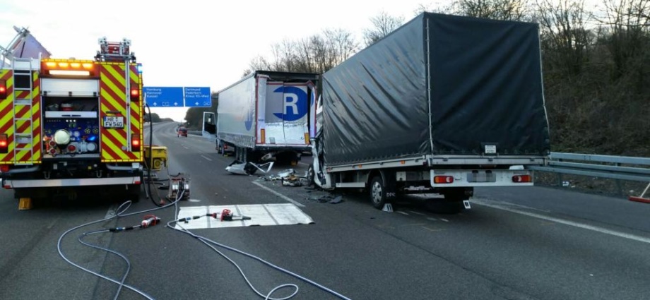 Tödlicher Auffahrunfall auf der A7