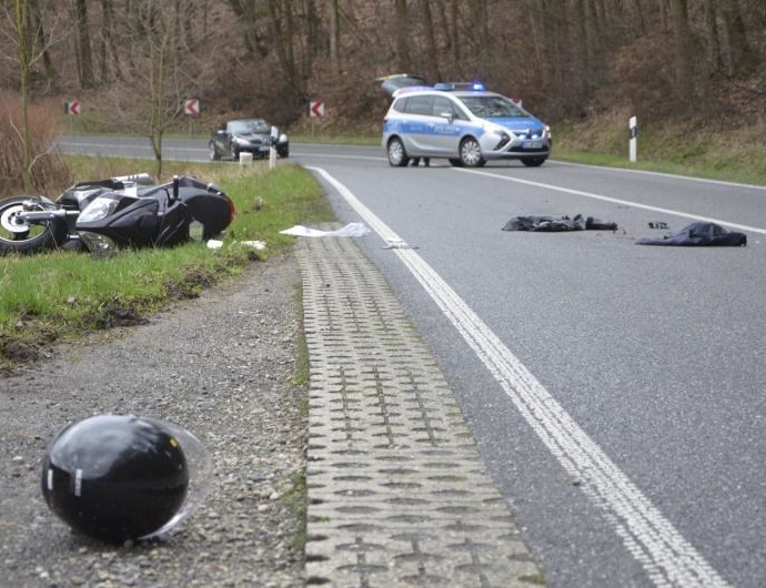 Rollerfahrer bei Heiligenrode schwer verletzt