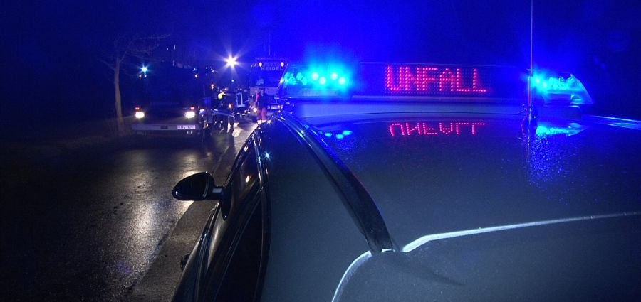 Tödlicher Unfall mit Sportwagen auf der B3 – Beifahrer kommt ums Leben