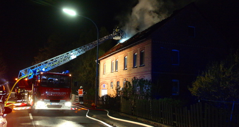 Fuldatal: 100.000 Euro Sachschaden nach Dachstuhlbrand