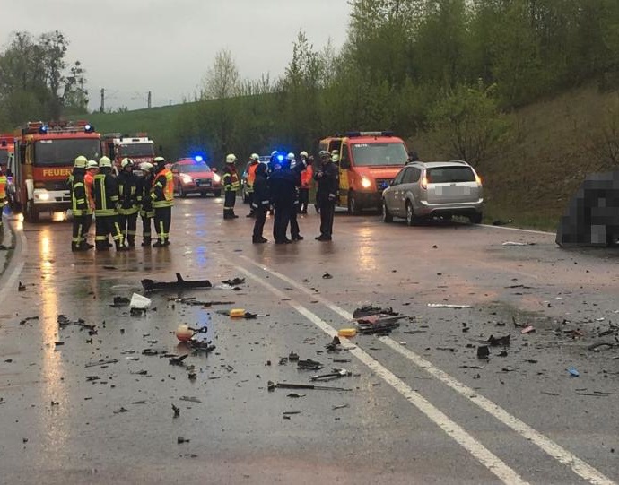 Tödlicher Verkehrsunfall auf der B27