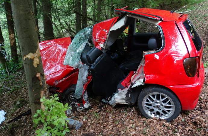 Schwerer Verkehrsunfall zwischen Friedrichsbrück und Helsa