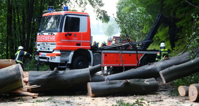 Wi: Unwetter in der Nacht über der Hauptstadt