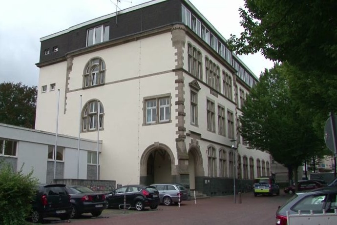 Wehlheiden: Reizgas in Schule – 21 Schüler klagen über Atemwegsreizungen